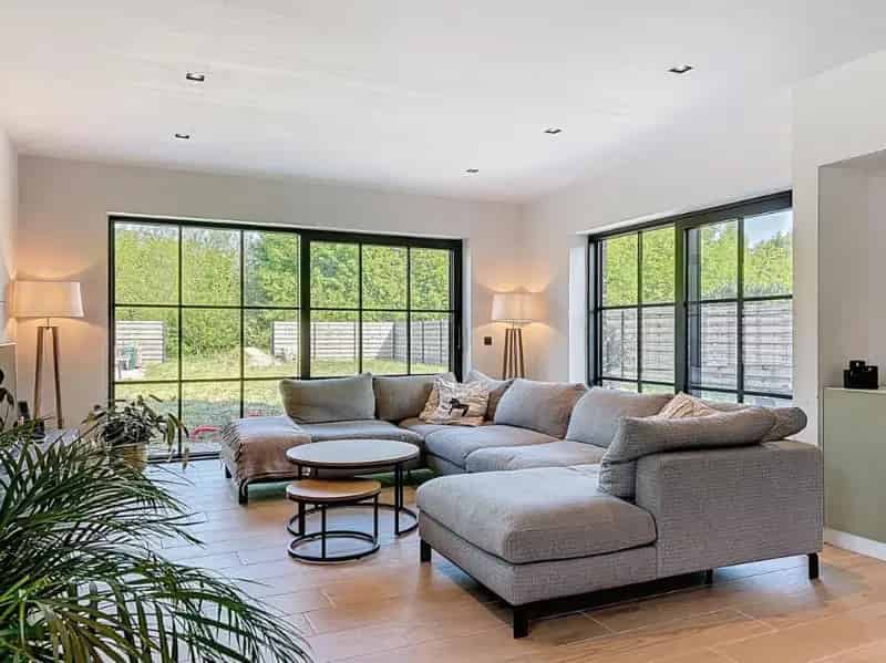 Huis te koop: Instapklare villa 5 slaapkamers, zonnepanelen, grote tuin