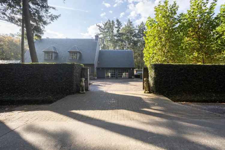 Buitengewoon aanbod - exclusieve villa in Tillegembos