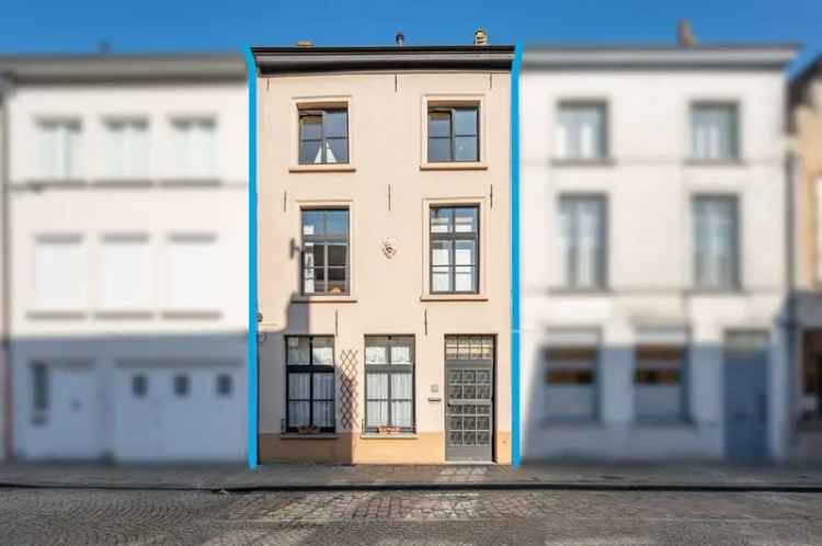 Te Koop Brugge: Ruime Burgerwoning met 3 slaapkamers en Stadstuin