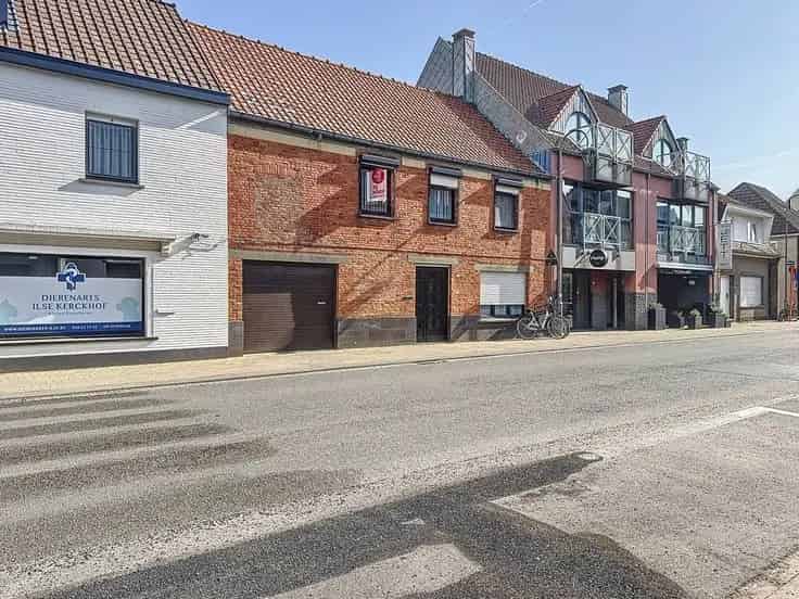 Te renoveren woning Knokke-Heist 3 slaapkamers tuin garage