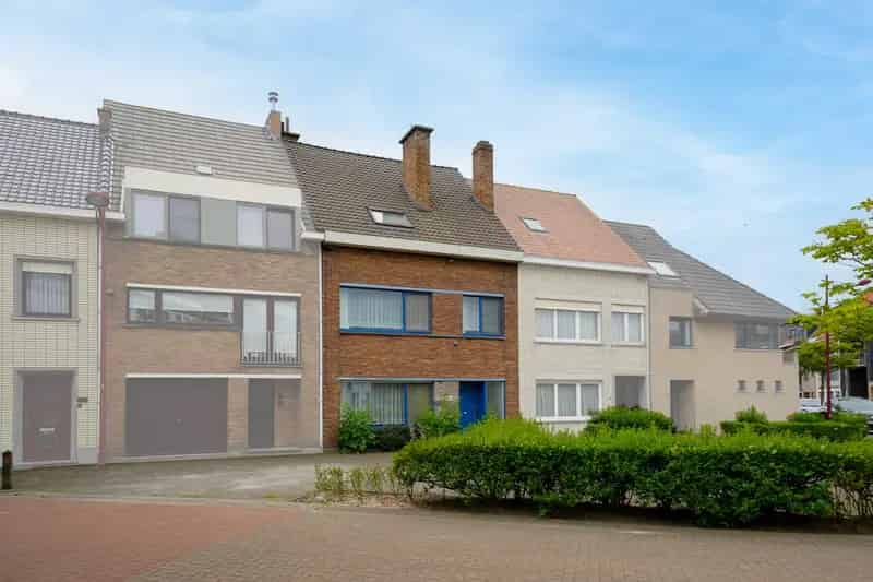Ruime gezinswoning te Oostende nabij centrum