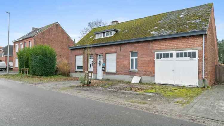 Te renoveren HOB (rechts) op mooi stuk grond in LEOPOLDSBURG