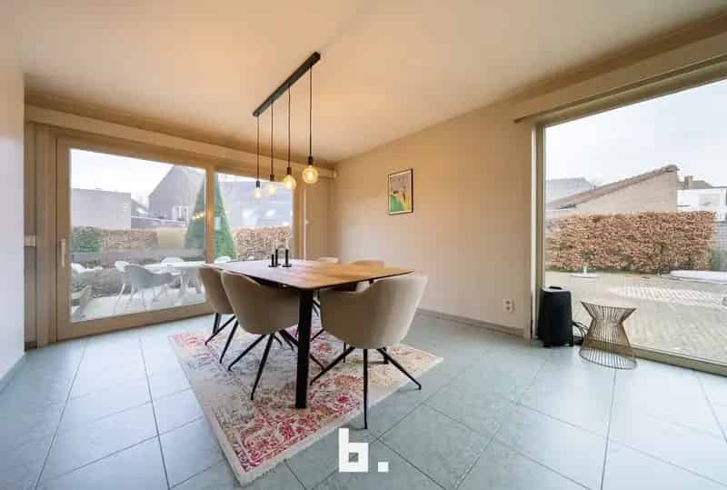 Ruime Villa te Jabbeke 3 slaapkamers Grote Tuin