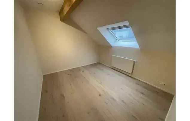 Huur 3 slaapkamer huis van 118 m² in Namur