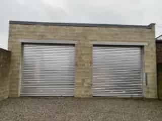 Industrie te koop Charleroi 12 Garages 2 Magazijnen