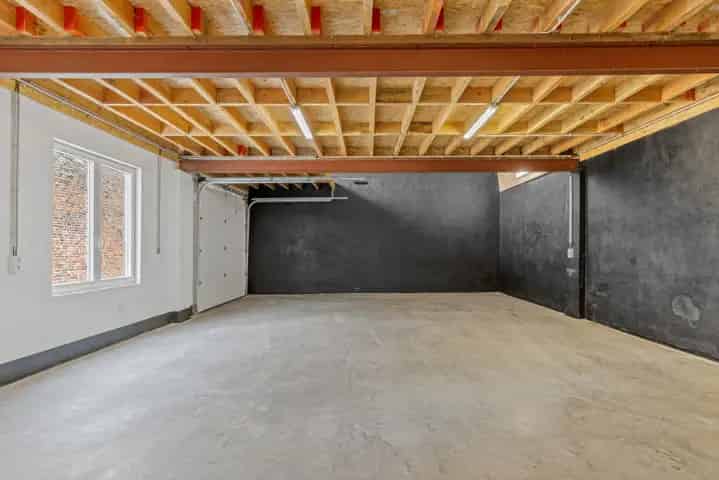 Magazijn te koop Ronse 160m²