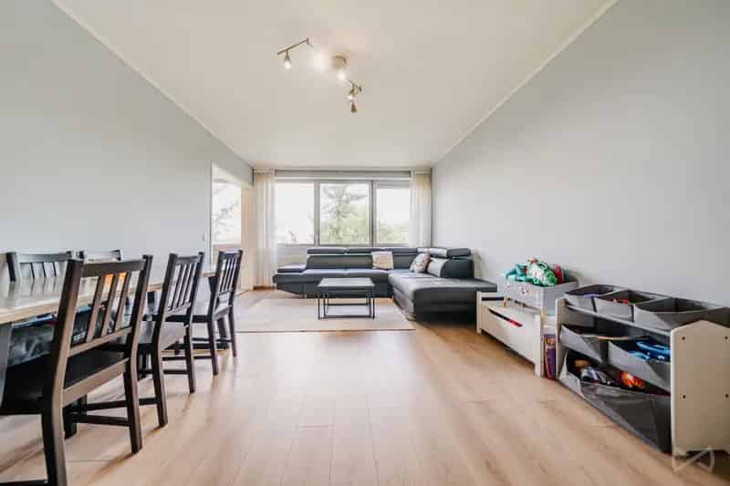 Appartement met één slaapkamer in Schaerbeek