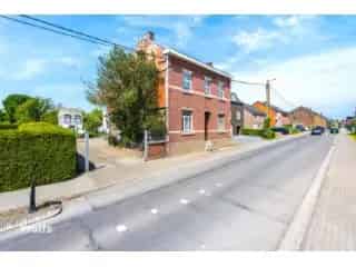Huis te Koop Haccourt - Dorpshuis te Moderniseren