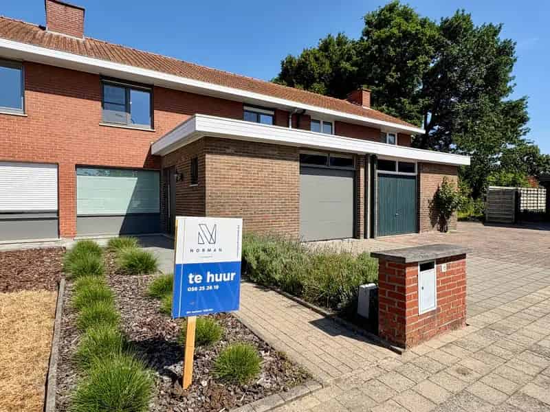 Huis te huur: Rustige woning met tuin en garage