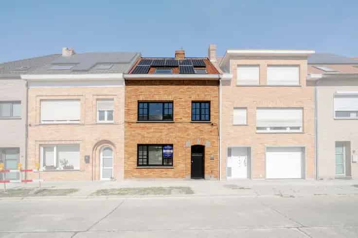 Gerenoveerde gezinswoning 4 slaapkamers