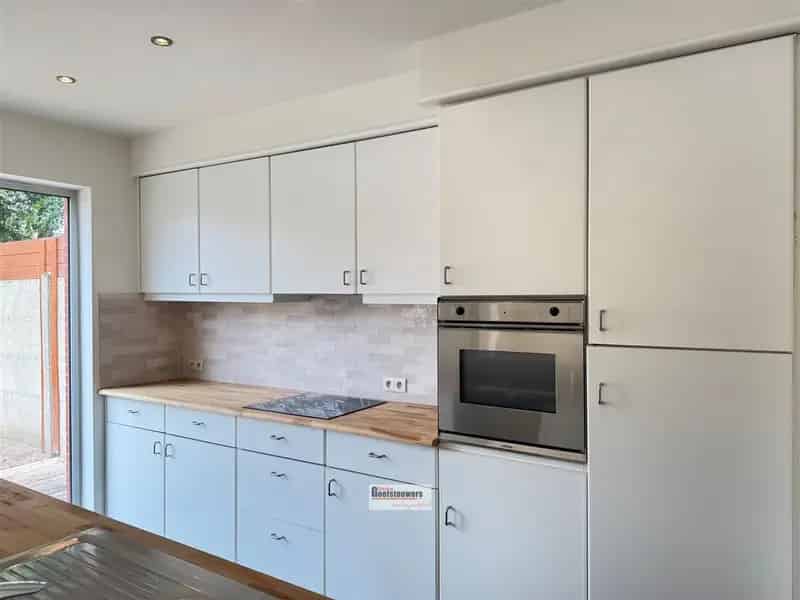 Gelijkvloersappartement 1 slaapkamer tuin garagebox Antwerpen
