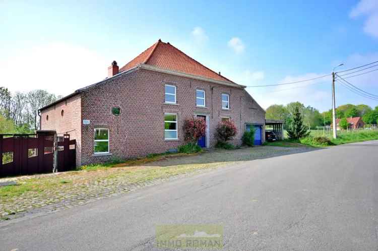 Huis te koop Kluisbergen: 327m² woning op 11.210m² perceel