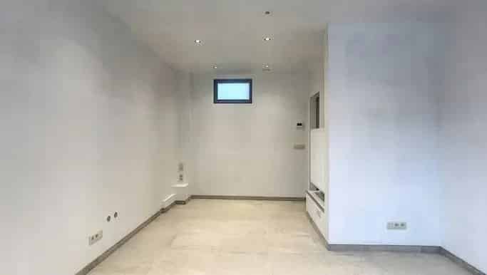 Handelspand te huur Ieper Centrum 35m²
