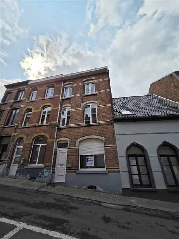 Huis te koop Geraardsbergen: Ruime 3 slaapkamer woning