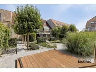 Villa te Koop Oostende - Ruime woning met tuin en praktijkmogelijkheid