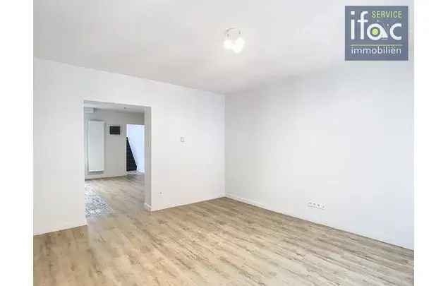 Huur 2 Slaapkamer Appartement 75m² Brussel