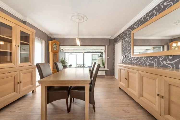 Villa met gezellige tuin op perceel van perceel 659 m², rustig gelegen in Kortemark