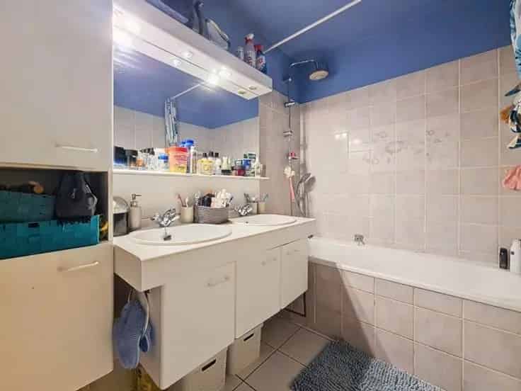 Appartement te Koop Neder Over Heembeek 2 slaapkamers terras