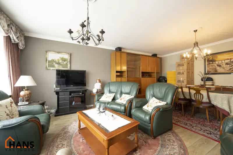 Appartement te koop 1ste verdieping 2 slaapkamers terras