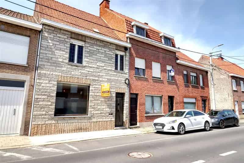 Gezinswoning te huur nabij centrum met grote tuin