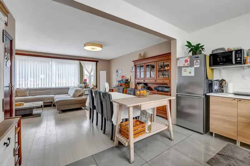 Te renoveren woning 3 slaapkamers garage