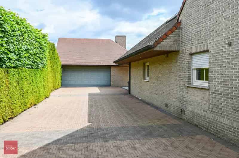 Huis te koop: Ruime villa 5 slaapkamers  Garage