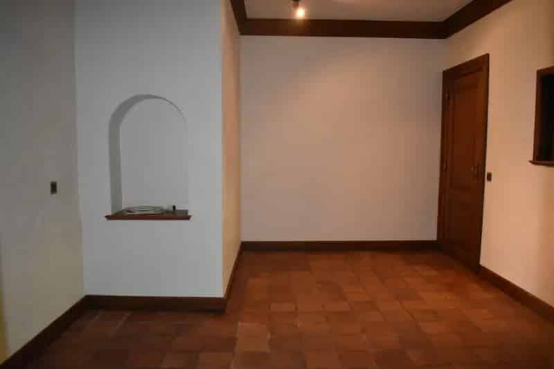 Statig Landhuis Villa te Wellen