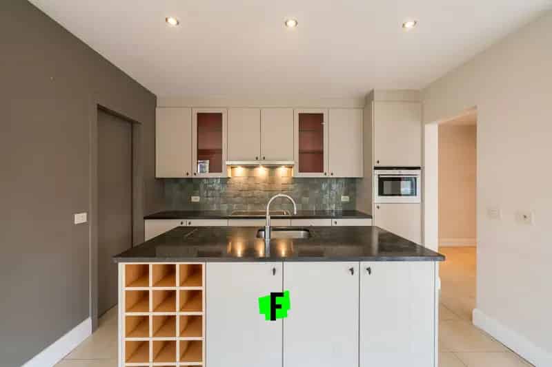 Instapklaar appartement 2 slaapkamers Ooigem