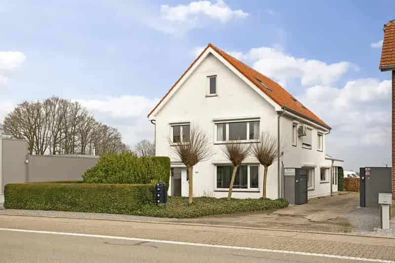 Woning met tuin te koop
