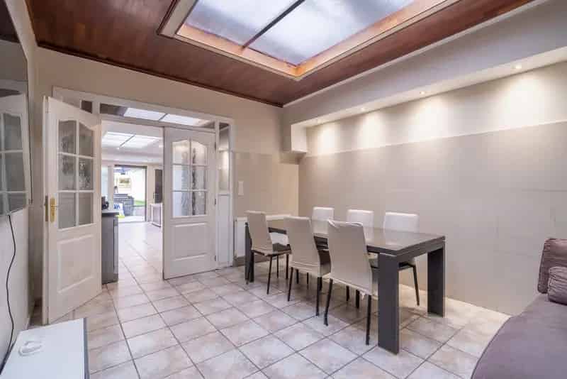 Ruime Gezinswoning 4 Slaapkamers