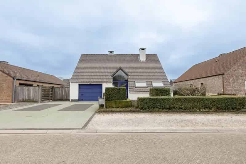 Huis te huur Malle: Instapklare woning met bijgebouw