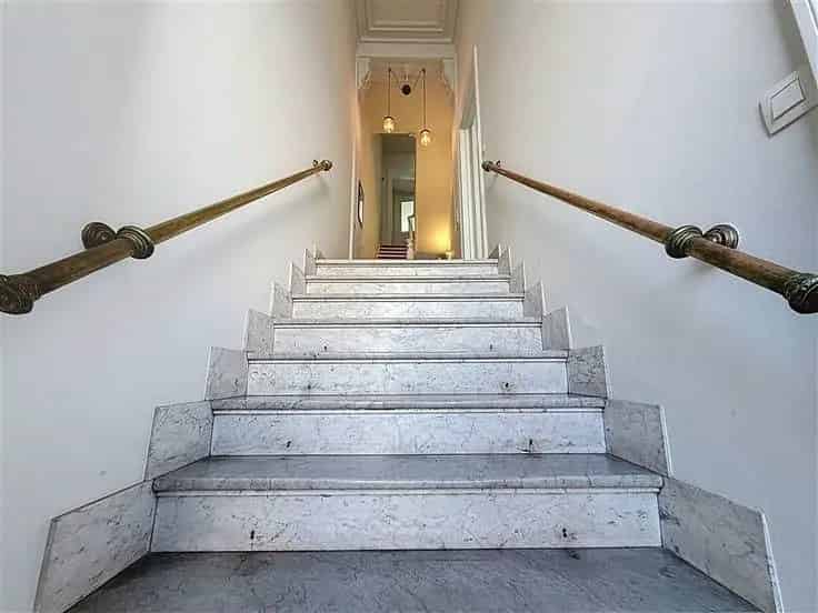 Huis Te Koop Schaarbeek: Gerenoveerd Burgerhuis 270m²