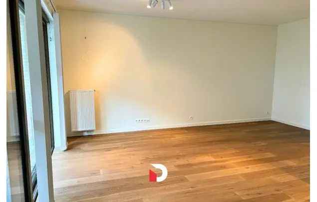 Huur 2 slaapkamer appartement van 80 m² in Bruges