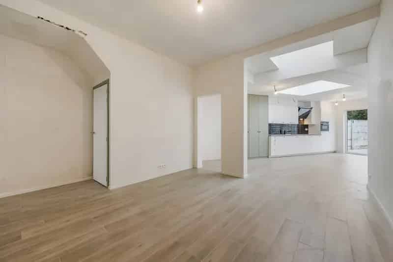 Huis te koop: Instapklare woning 2 slaapkamers tuin