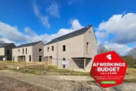Hof Orisun Nieuwbouwwoningen: Ruime Familiehuizen met Tuin