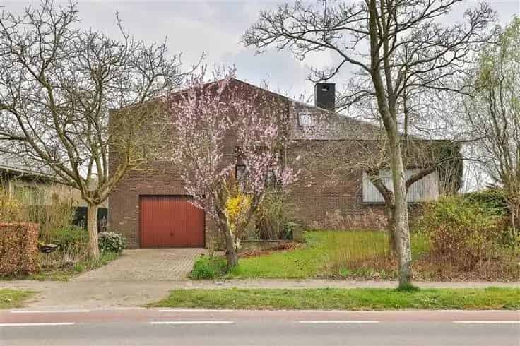 Huis Te Koop Kontich 332m² 5 slaapkamers Grote Tuin