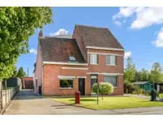 Huis te koop Balen - Dubbele Bewoning - Veel ruimte en potentieel