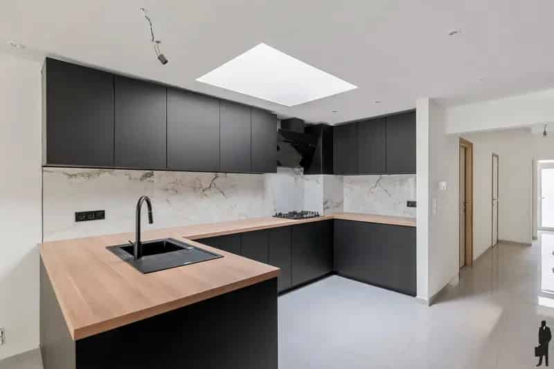 Gerenoveerde woning 5 slaapkamers Lier
