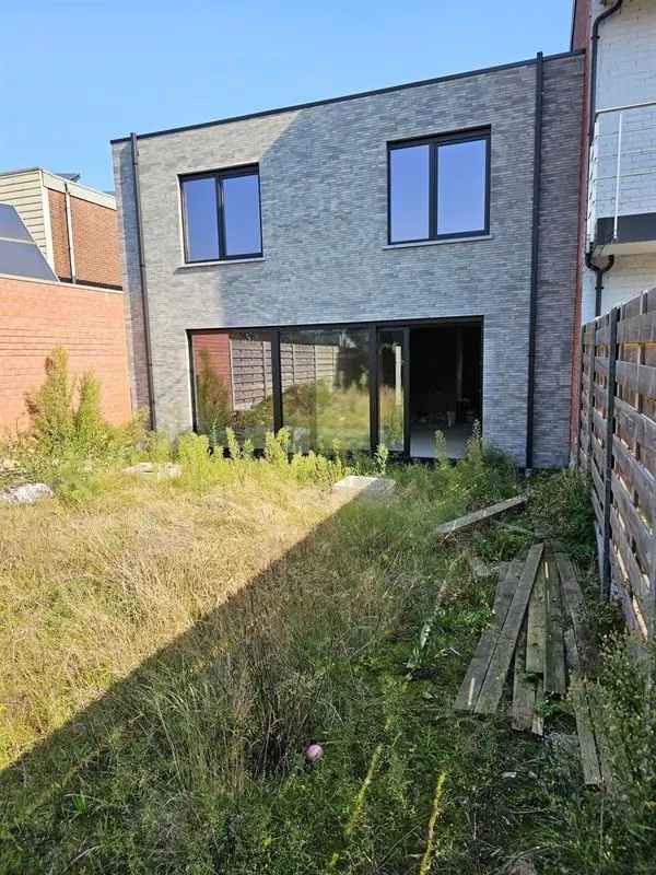 Huis kopen in Zelzate met zonnige tuin