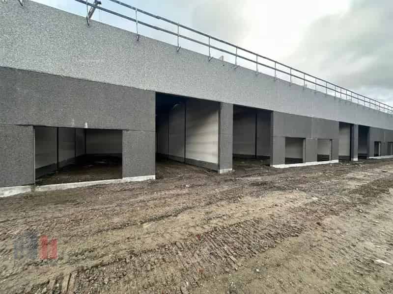 Nieuwbouw KMO Unit 180m² te Koop nabij A19