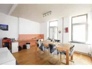 Huis Gemengd Gebruik Solre-sur-Sambre