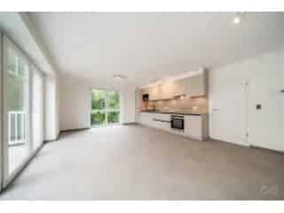Appartement te Koop - Duplex Nabij Golf Bernalmont