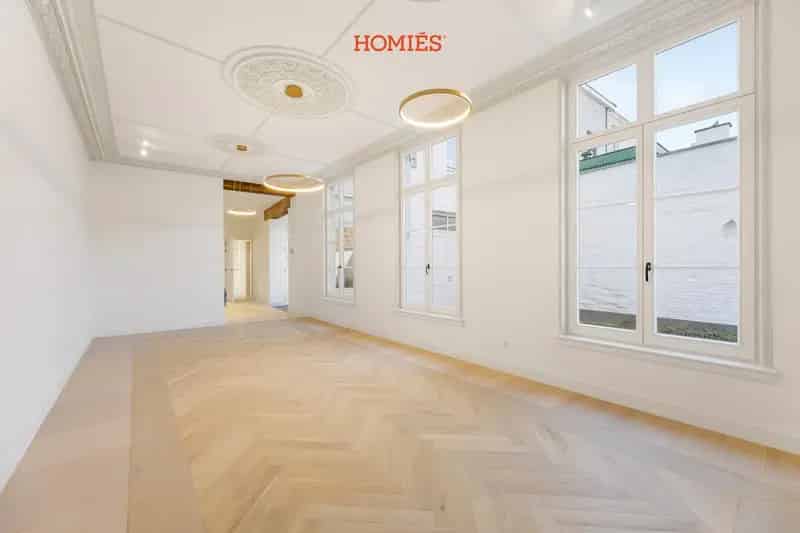 Historisch Pand met 4 Luxe Appartementen