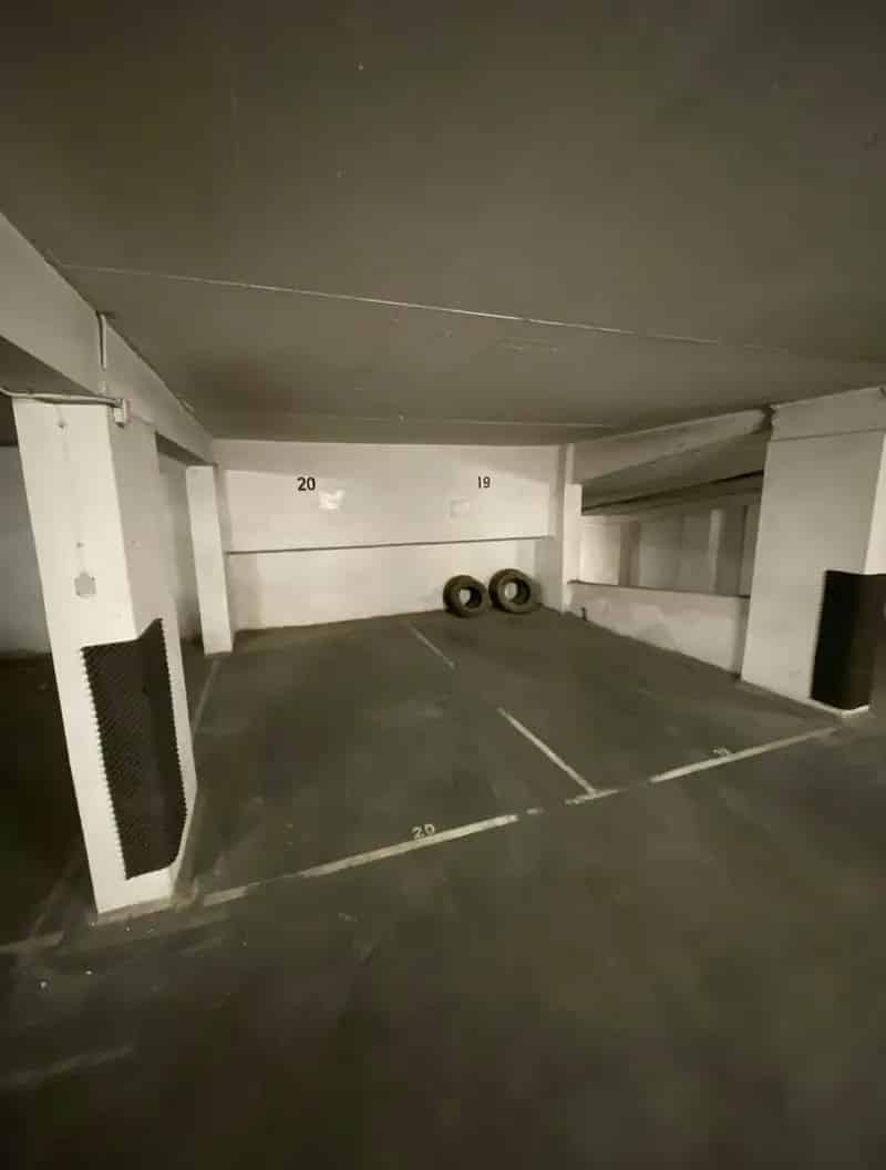 Ondergrondse Parkeerplaats te Huur Antwerpen Centrum Italiëlei