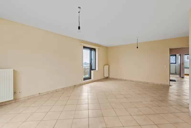 Appartement te huur nabij centrum 3 slaapkamers 2 terrassen