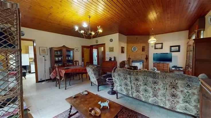 Villa Te Koop 3 slaapkamers 3 garages 302m2