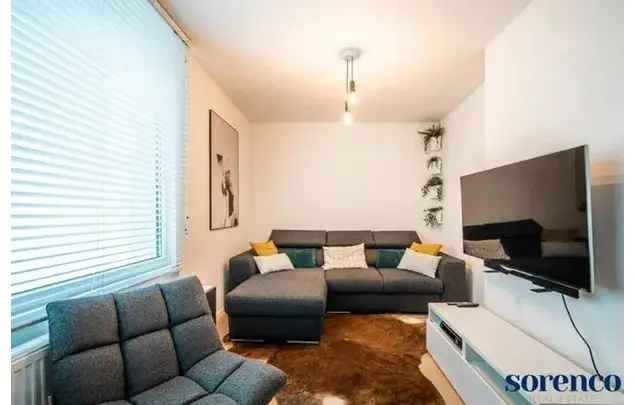 Huur 1 slaapkamer appartement van 75 m² in Antwerp