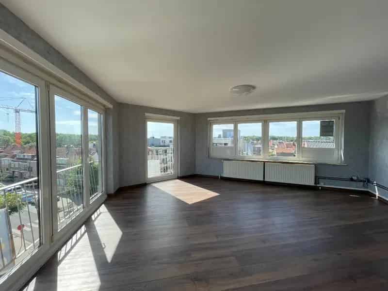 Appartement te koop: Studio nabij Markt en Strand