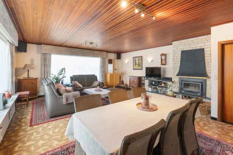 Huis te koop Gistel: Instapklare villa-bungalow met 4 slaapkamers