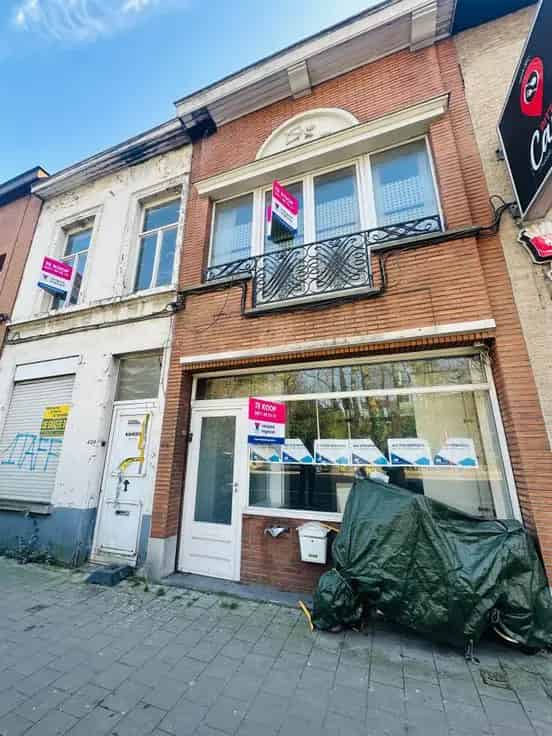 Huis Te Koop Sint-Amandsberg: Ruime Woning Met Verbouwingsmogelijkheden